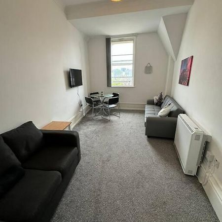 City Center Gem- Flat For 6 In Sheffield Gs404 Екстер'єр фото