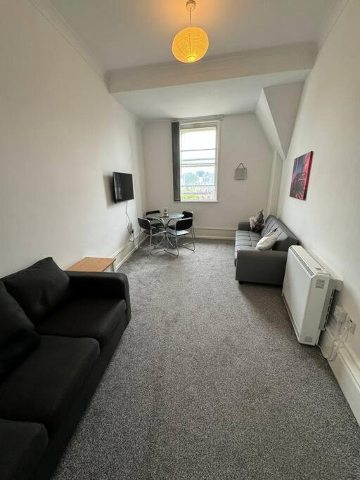 City Center Gem- Flat For 6 In Sheffield Gs404 Екстер'єр фото